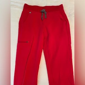 FIGS Zamora jogger scrub pant - Red